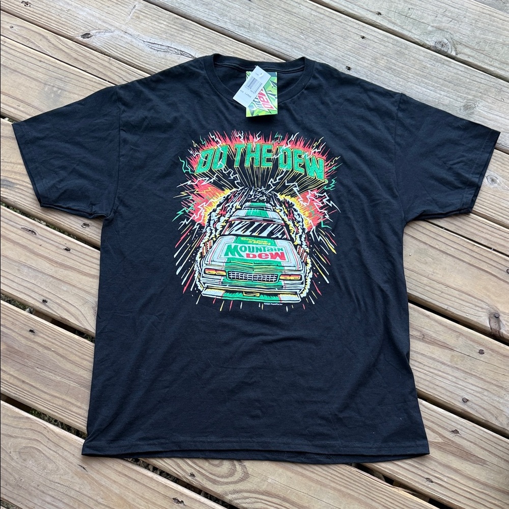 Vintage NWT Men’s Large Mountain Dew Black Graphic Crewneck Short Sleeve T-Shirt